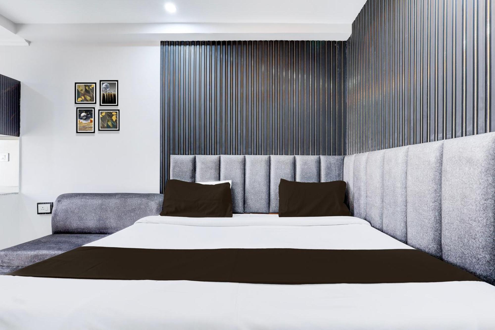 Hotel O Rm Homes Γκουργκάον Εξωτερικό φωτογραφία